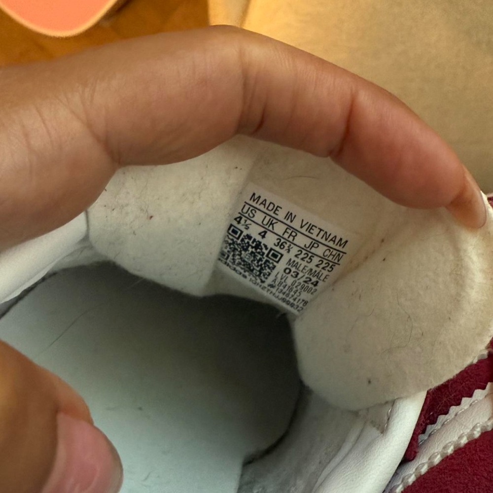 Adidas Maroon and White Classic Sneakers - Picture 6 of 6